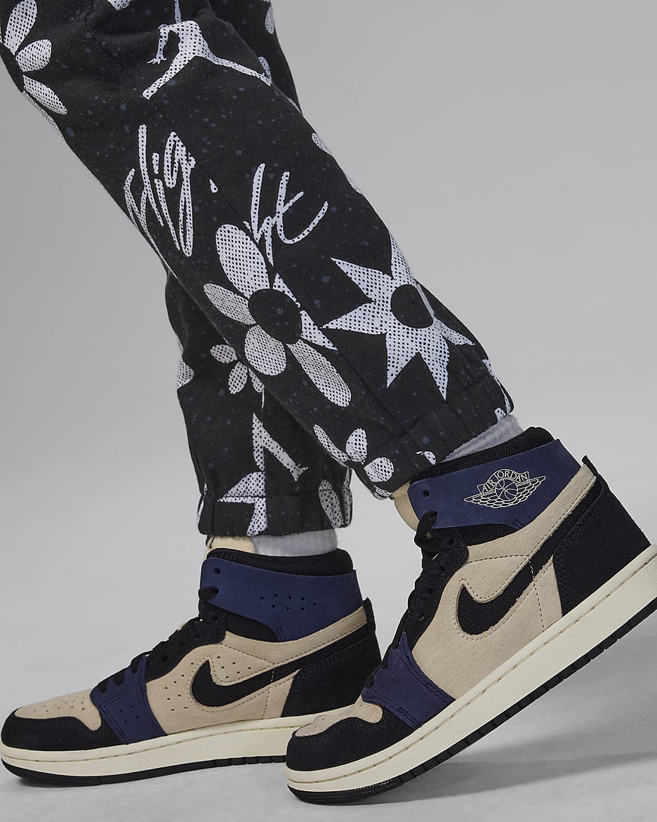 Nike floral jogger store